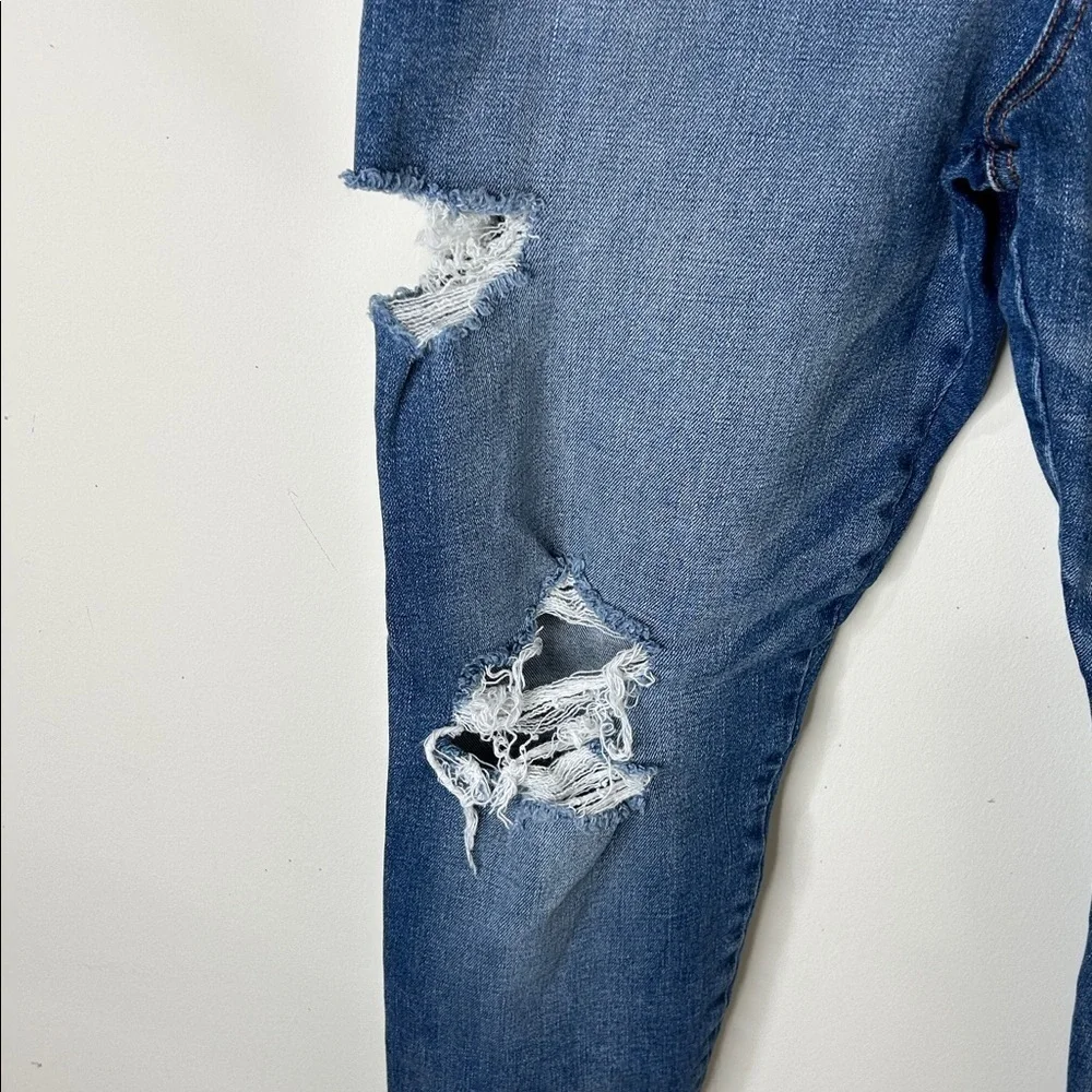 AMERICAN EAGLE Curvy Super High Rise Jegging Distressed Raw Hem Size 8